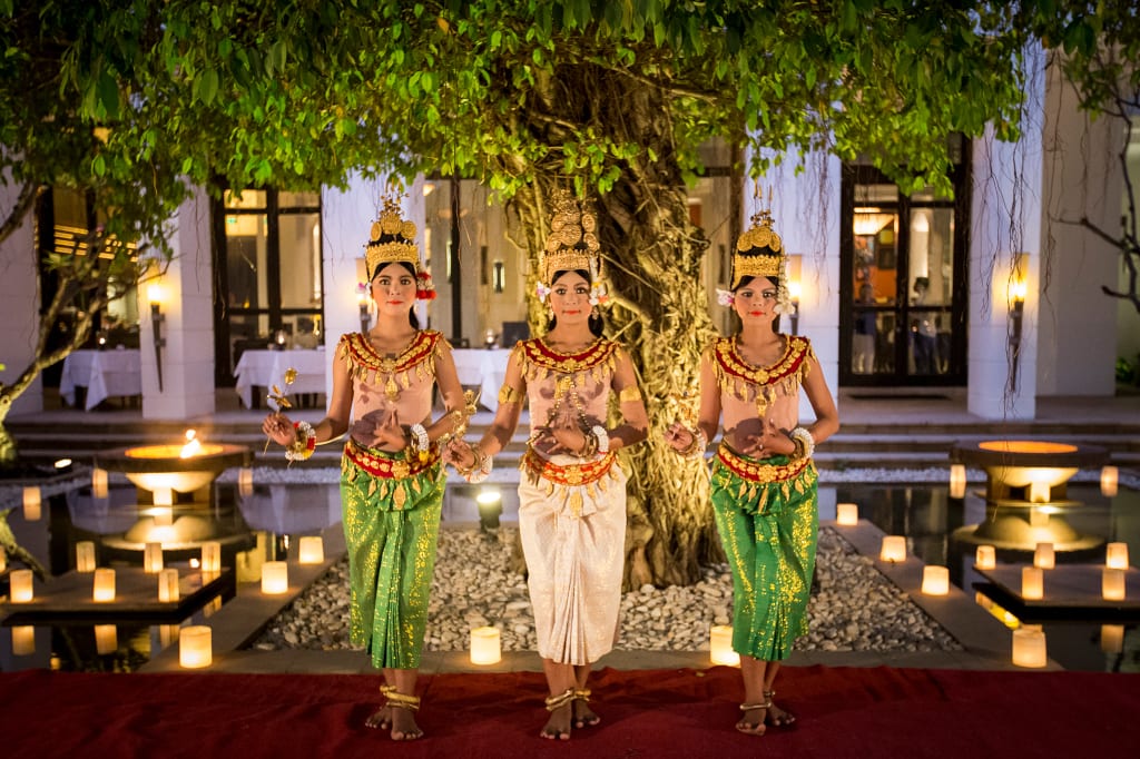 Apsara dancing in the central courtyard